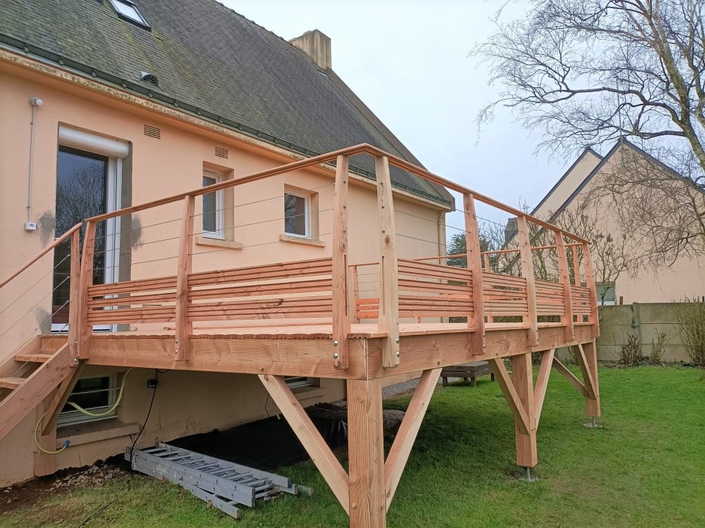 terrasse sur pilotis en douglas 3